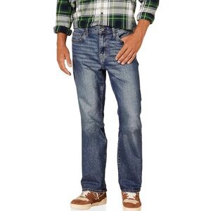 NWT Amazon Essentials men’s straight-fit stretch jeans 36W x 30L new with tags
